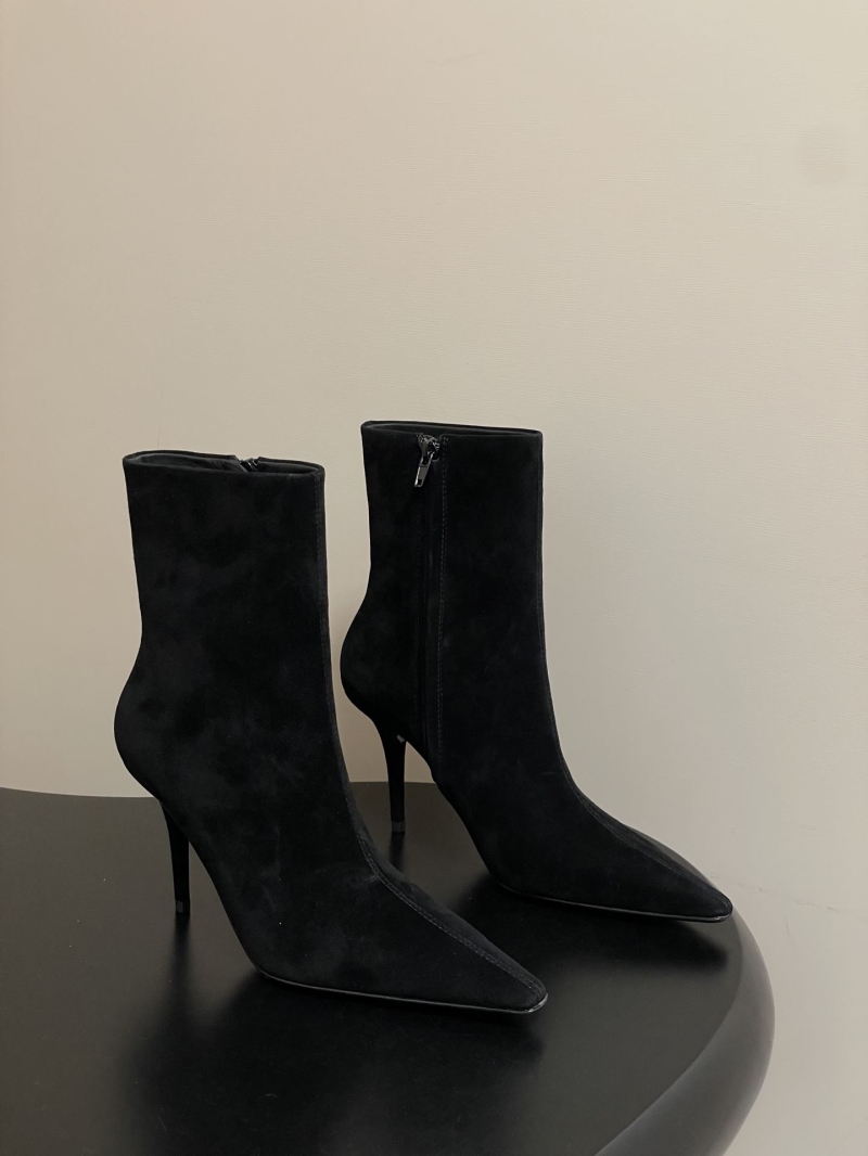 Y51 boots